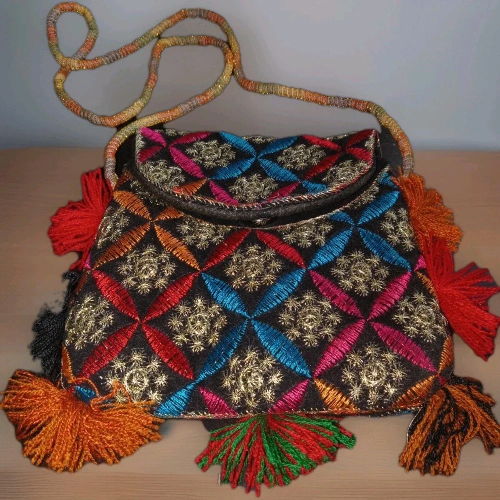 Embroidered Pakistan Indian‎ Purse Satchel Cross Body Tribal Boho Ethnic Tassels